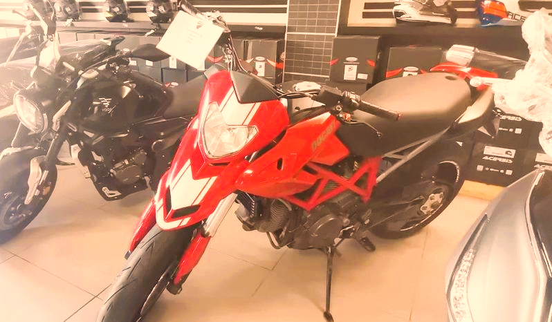 DUCATI HYPERMOTARD 796