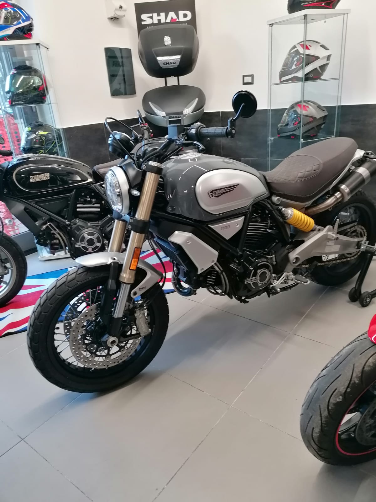 DUCATI SCRAMBLER 1100