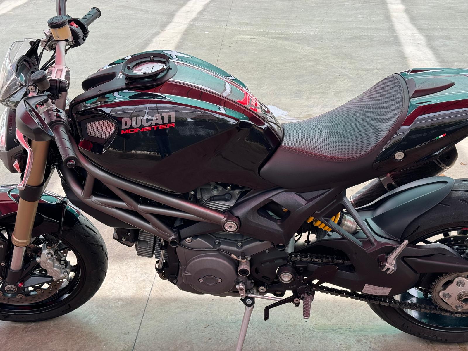 DUCATI MONSTER EVO 1100