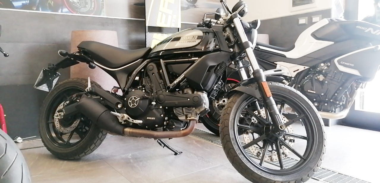 DUCATI SCRAMBLER 400